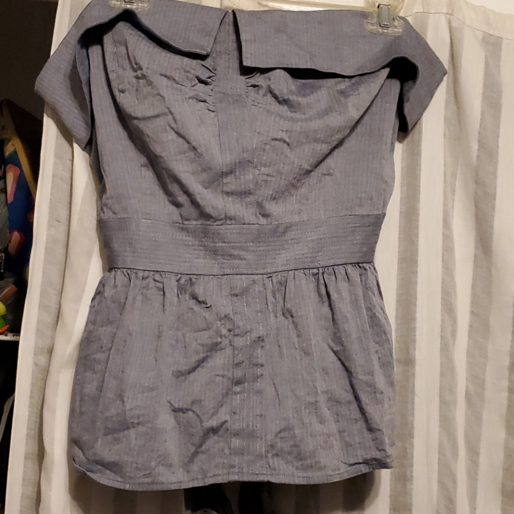 Sleeveless blouse